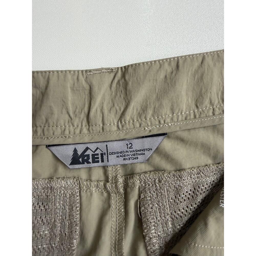 REI Co-op Women's Beige Sahara Cargo Hiking Bermuda Shorts Size 12 - Picture 12 of 13